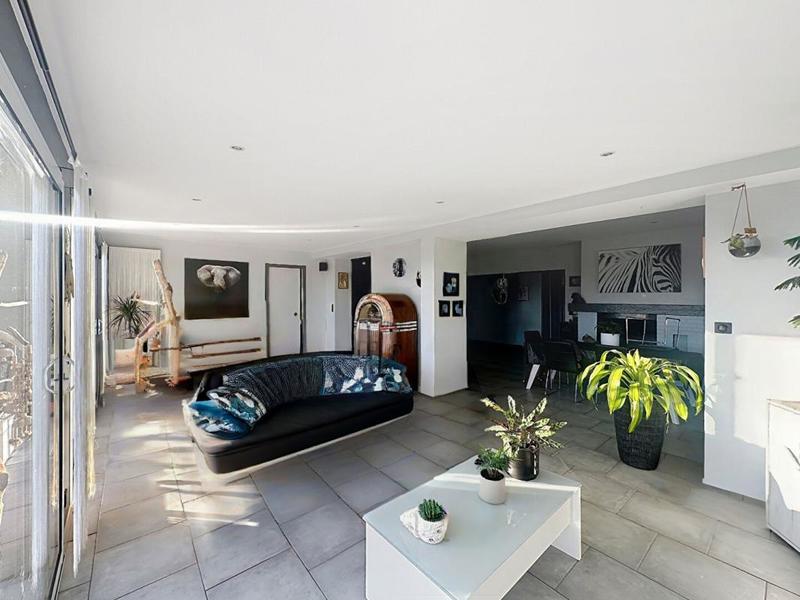 Maison - 178 m² - 7 pièces