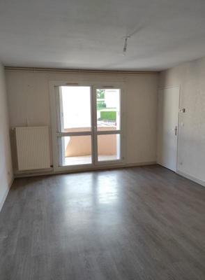 Appartement - 100 m² - 4 pièces