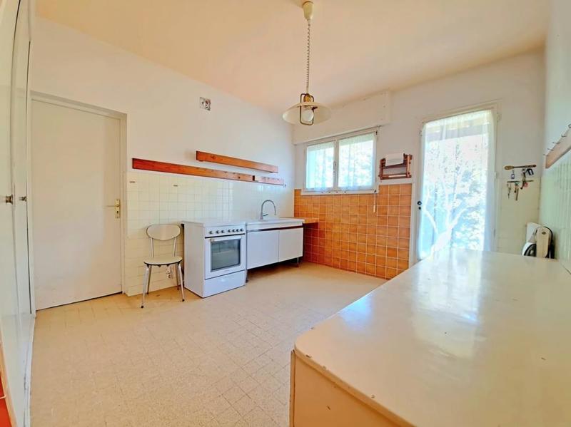 Maison - 209 m² - 8 pièces