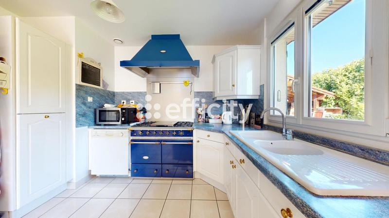 Pavillon - 121 m² - 6 pièces