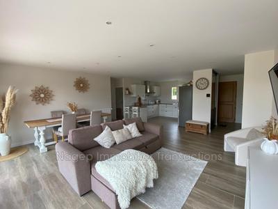 Maison - 117 m² - 6 pièces