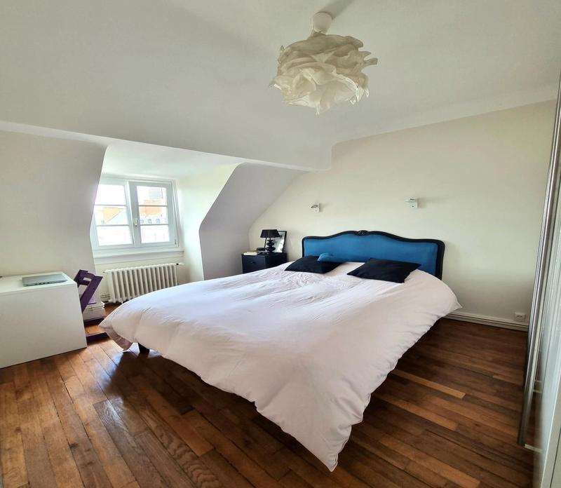 Appartement - 93 m² - 4 pièces