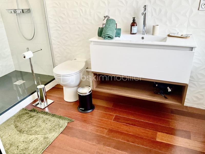 Maison de maîtres - 480 m² - 9 pièces