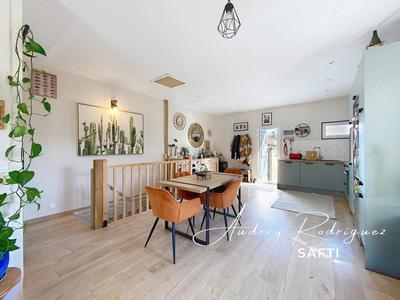 Maison - 80 m² - 4 pièces