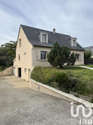 Maison - 135 m² - 6 pièces