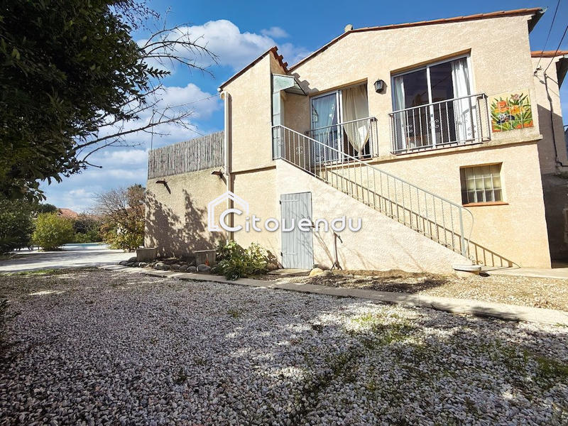Villa - 185 m² - 8 pièces