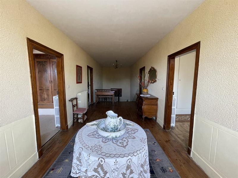 Maison ancienne - 240 m² - 10 pièces