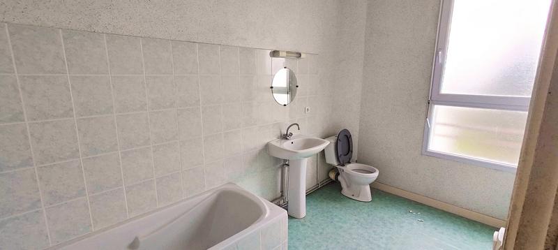 Maison - 104 m² - 5 pièces