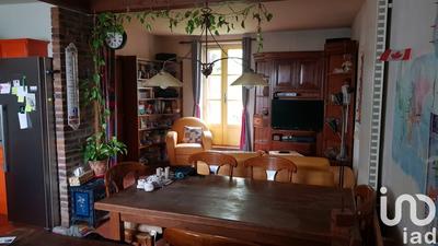 Maison - 247 m² - 13 pièces