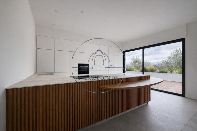 Villa - 167 m² - 4 pièces