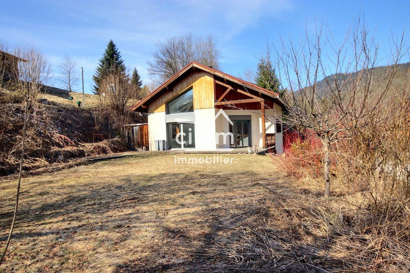 Maison - 163 m² - 5 pièces