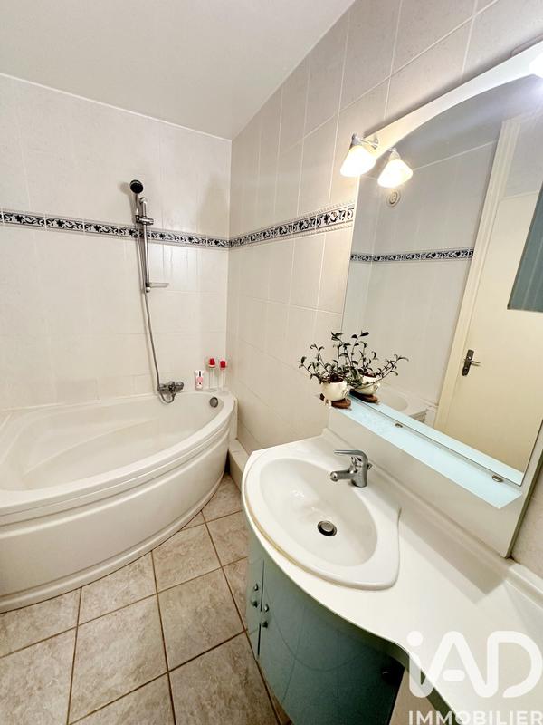 Appartement - 65 m² - 3 pièces