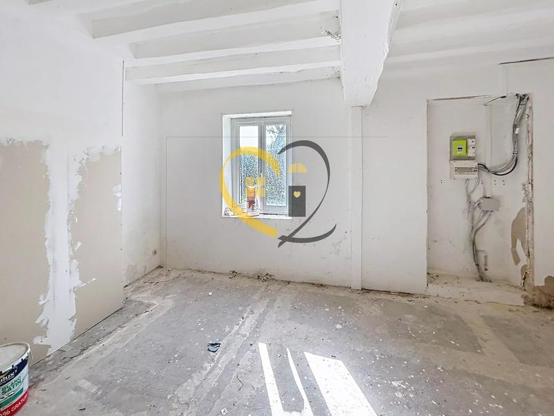 Maison - 240 m² - 5 pièces