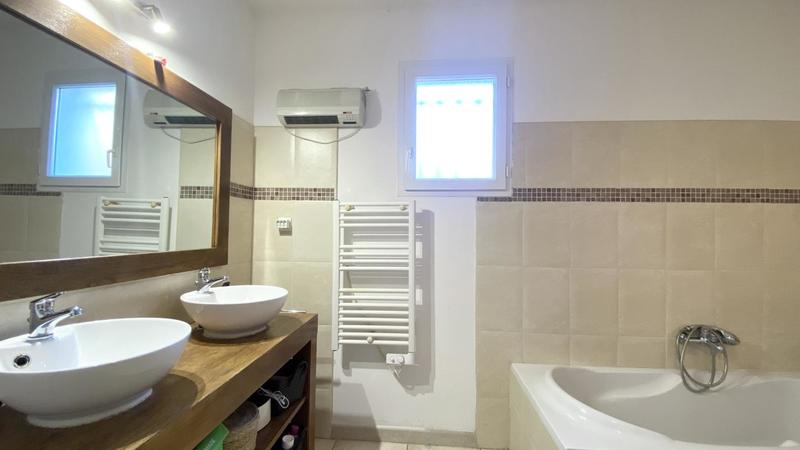 Maison - 122 m² - 4 pièces