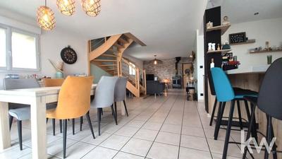 Grange - 152 m² - 5 pièces