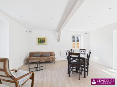 Maison - 150 m² - 9 pièces