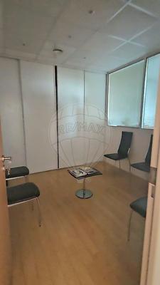 Bureau - 114 m² - 6 pièces