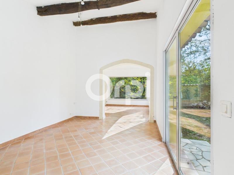 Maison - 200 m² - 6 pièces