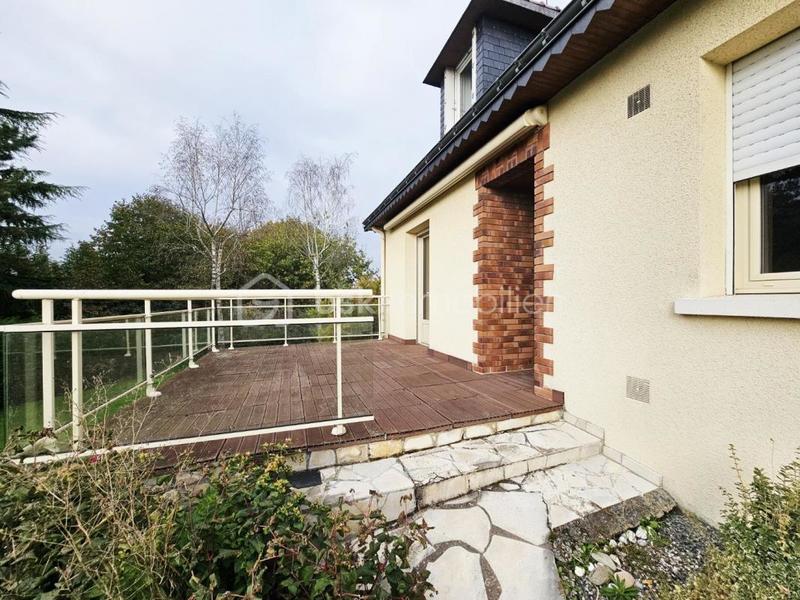 Maison traditionnelle - 140 m² - 6 pièces