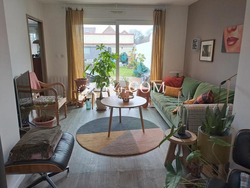 Maison - 98 m² - 6 pièces