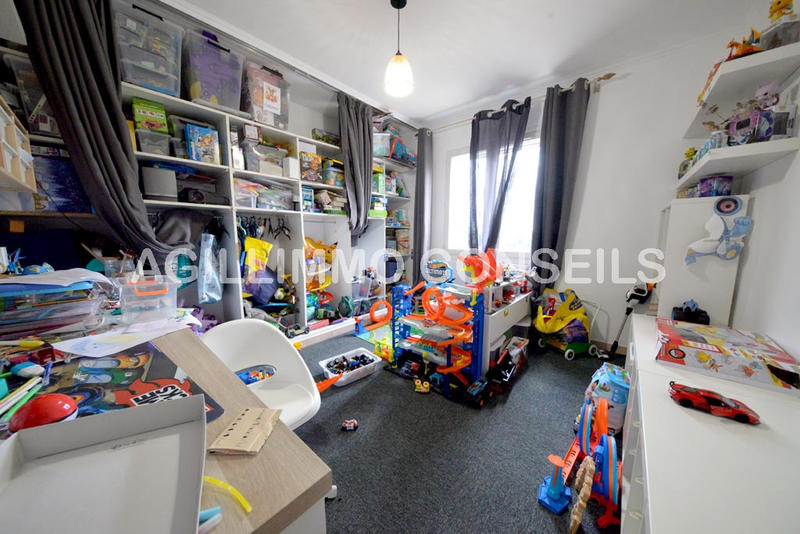 Villa - 171 m² - 7 pièces