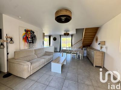 Maison - 94 m² - 5 pièces