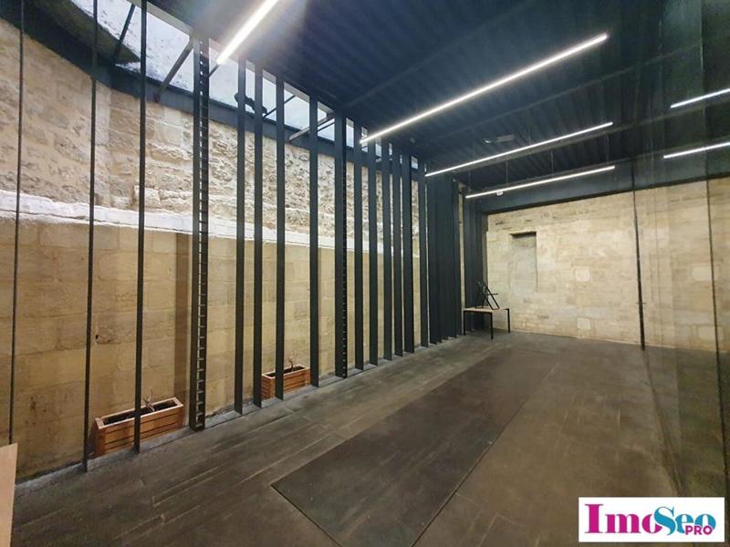 Local commercial - 630 m²