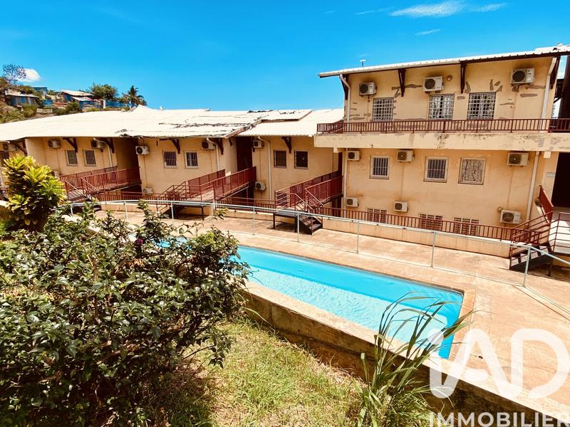 Appartement - 104 m² - 5 pièces