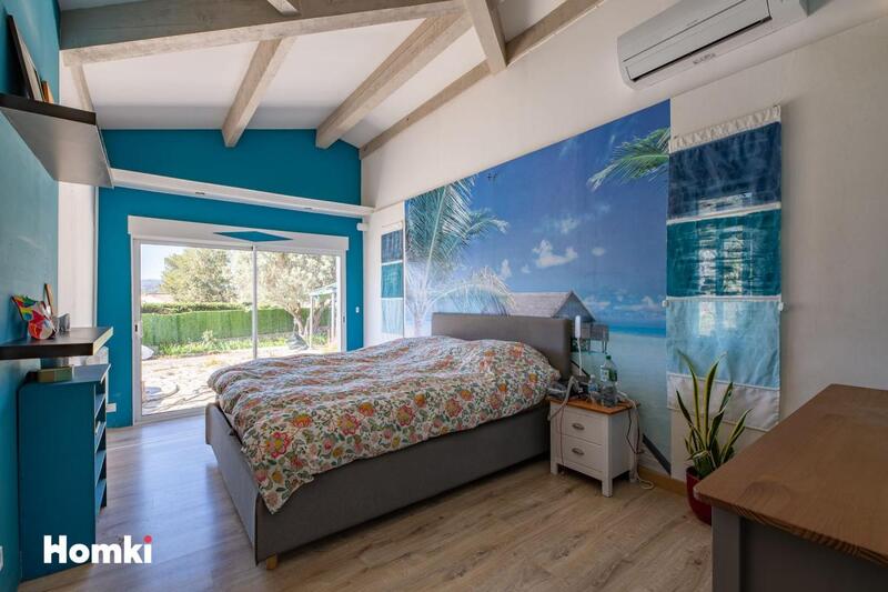 Maison - 140 m² - 5 pièces