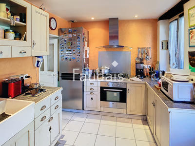 Maison - 97 m² - 5 pièces