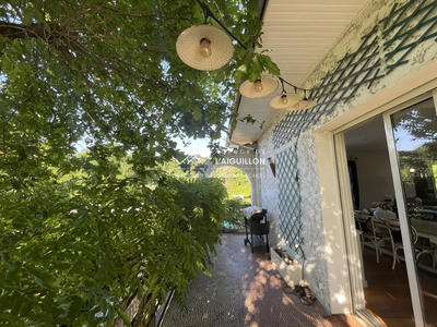 Maison - 200 m² - 7 pièces