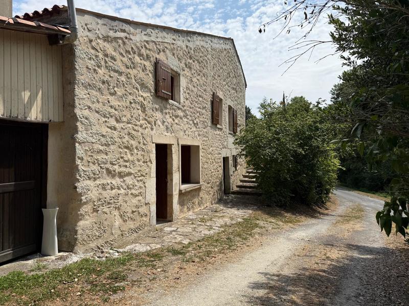 Maison - 195 m² - 6 pièces