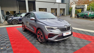Renault Arkana E-Tech 145 - 23 Techno