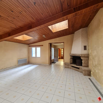 Maison ancienne - 86 m² - 3 pièces
