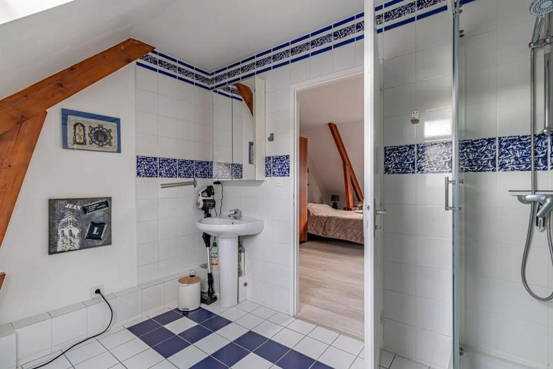 Maison - 175 m² - 5 pièces