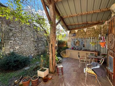 Maison - 187 m² - 6 pièces