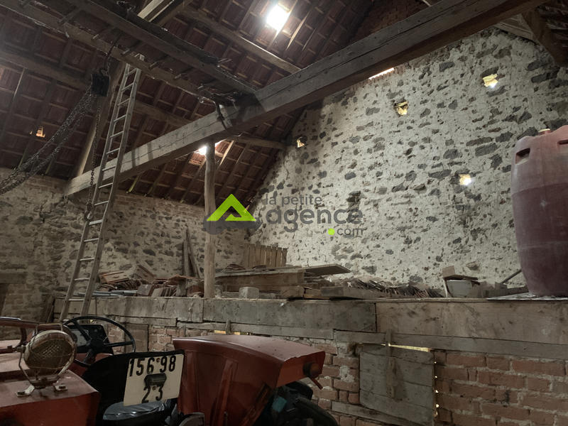 Propriété - 100 m² - 5 pièces