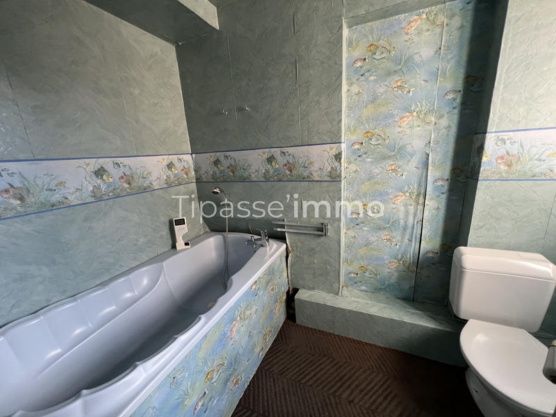 Maison - 140 m² - 5 pièces