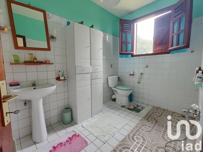 Maison - 241 m² - 8 pièces