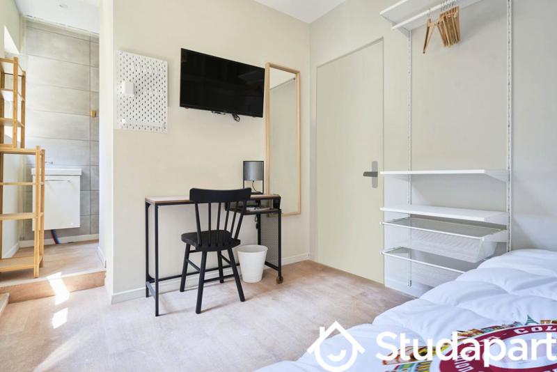 Chambre - 9 m² - 1 pièce