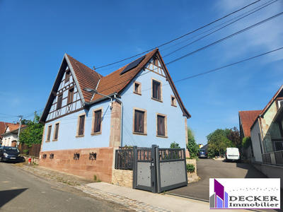 Maison - 207 m² - 8 pièces