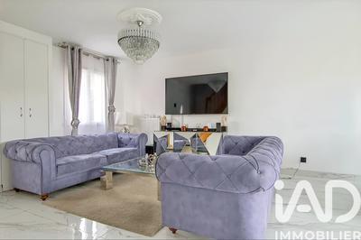 Maison - 100 m² - 6 pièces