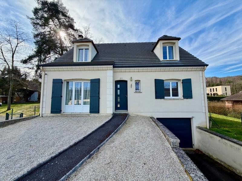 Maison - 152 m² - 6 pièces