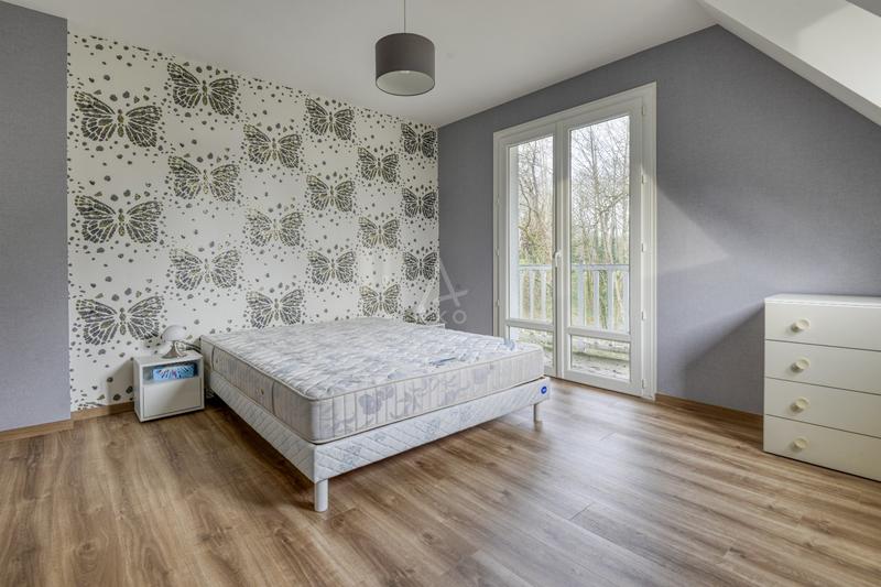 Maison - 170 m² - 7 pièces