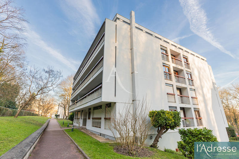 Appartement - 79 m² - 4 pièces