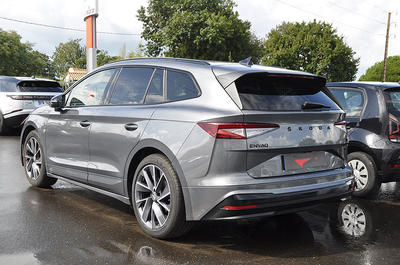 Skoda enyaq _80 v sportline toit ouvrant