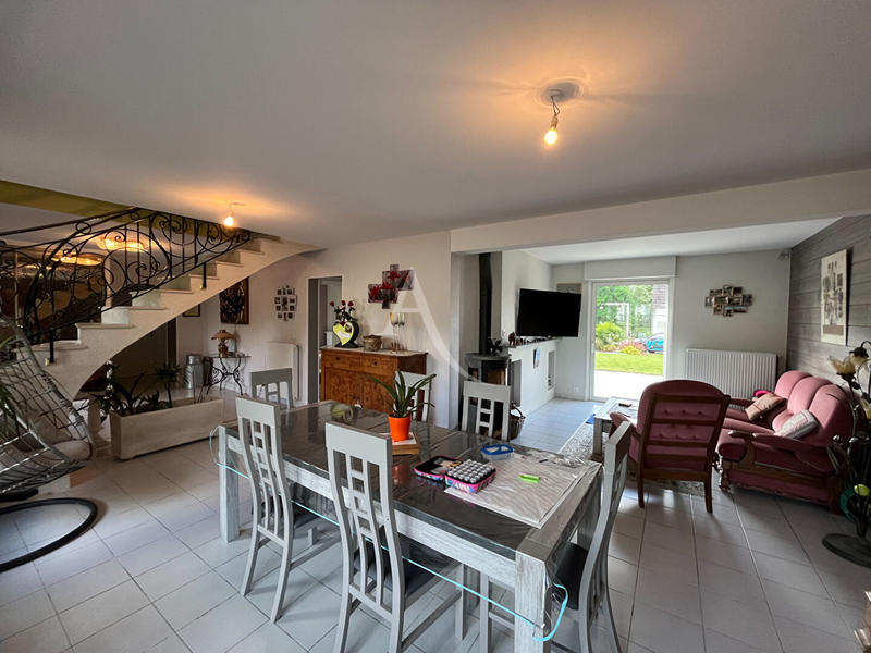 Maison - 162 m² - 5 pièces