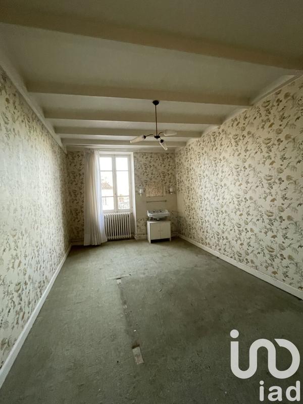 Maison - 300 m² - 12 pièces