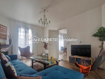 Maison - 92 m² - 7 pièces