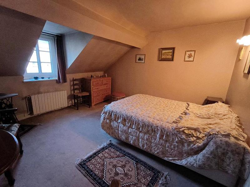 Maison - 157 m² - 7 pièces